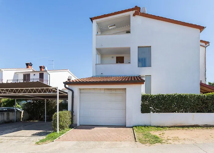 Modernes Mit Meerblick, Stylischem Interieur, Privatem Balkon, Grill, Klima, Wifi