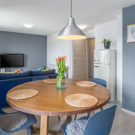 Modernes Mit Meerblick, Stylischem Interieur, Privatem Balkon, Grill, Klima, Wifi Διαμέρισμα