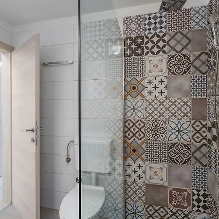 Apartman Modernes Mit Meerblick, Stylischem Interieur, Privatem Balkon, Grill, Klima, Wifi *