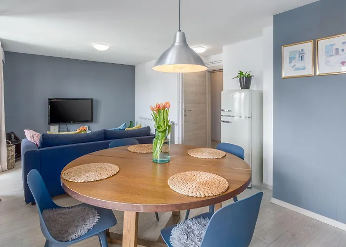Modernes Mit Meerblick, Stylischem Interieur, Privatem Balkon, Grill, Klima, Wifi Daire
