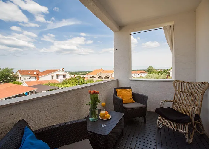 Apartman Modernes Mit Meerblick, Stylischem Interieur, Privatem Balkon, Grill, Klima, Wifi
