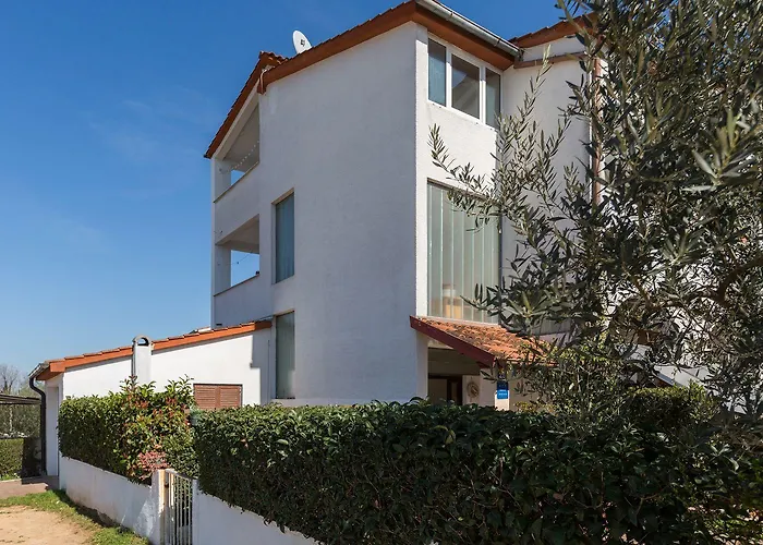 Modernes Mit Meerblick, Stylischem Interieur, Privatem Balkon, Grill, Klima, Wifi Porec